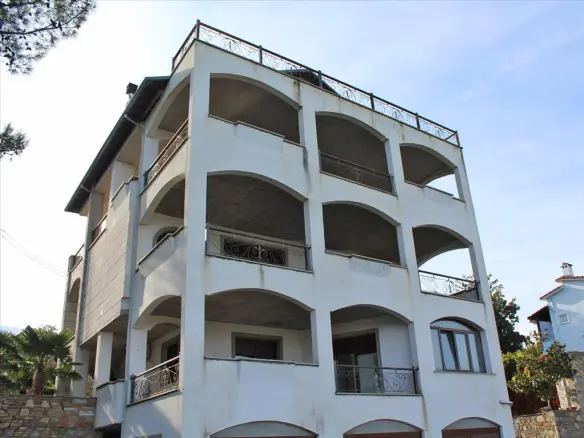 5-bedroom Villa In Easts Olimpos, Greece (500 M²)