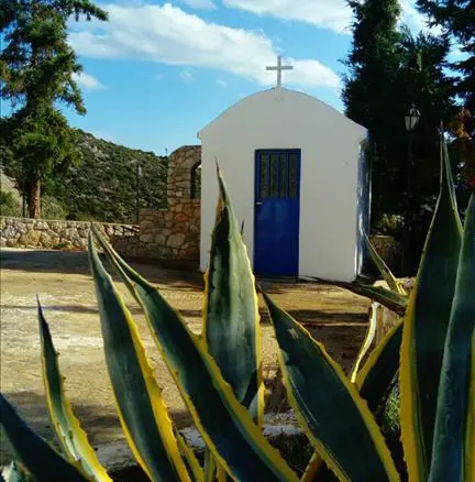 Business In Malesina, Greece (207 M²)