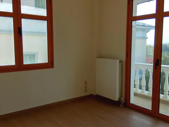 Building In Kifissia, Greece (660 M²)