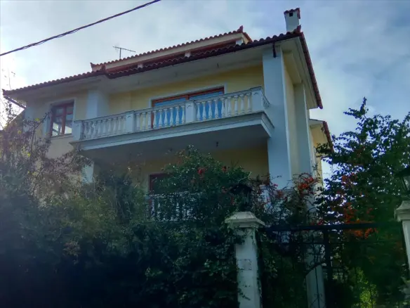 Building In Kifissia, Greece (660 M²)