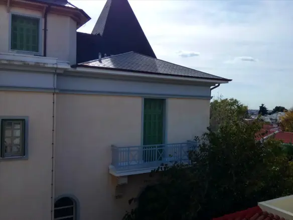 Building In Kifissia, Greece (460 M²)