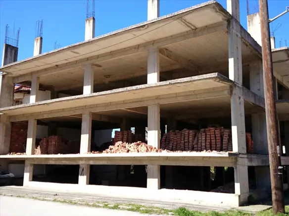 Business In Aidipsos, Greece (1.500 M²)