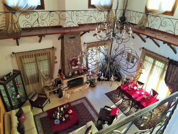 6-bedroom Detached House In Oreokastro, Greece (350 M²)
