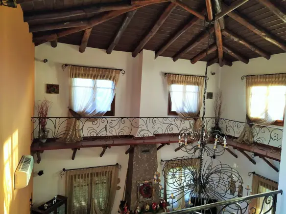 6-bedroom Detached House In Oreokastro, Greece (350 M²)