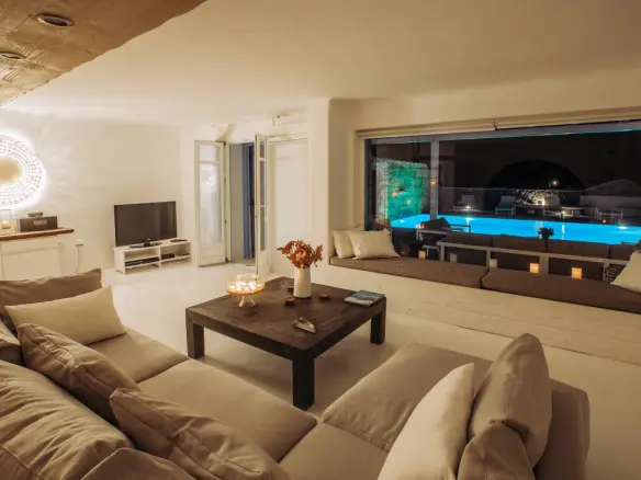Villa In Mykonos, Greece (250 M²)
