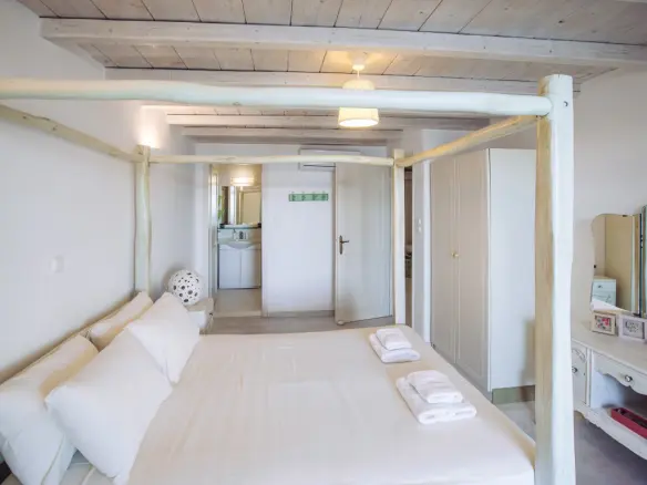 Villa In Mykonos, Greece (250 M²)