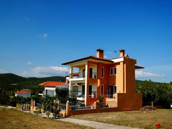 6-bedroom Detached House In Poligiros, Greece (200 M²)