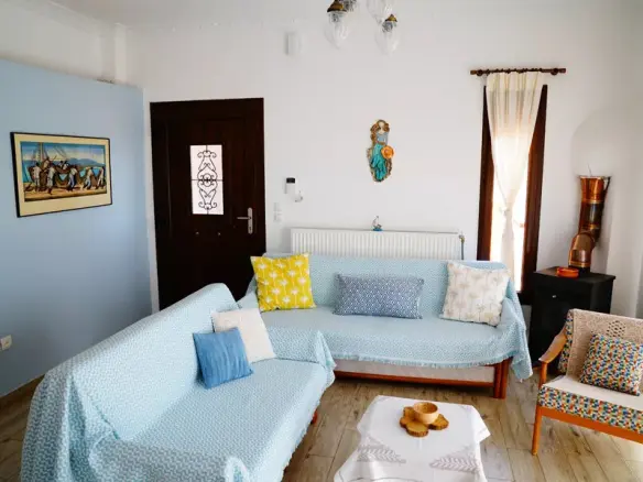 6-bedroom Detached House In Poligiros, Greece (200 M²)