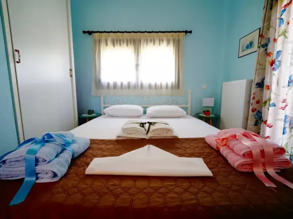 6-bedroom Detached House In Poligiros, Greece (200 M²)
