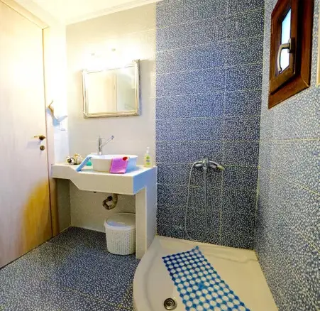 6-bedroom Detached House In Poligiros, Greece (200 M²)
