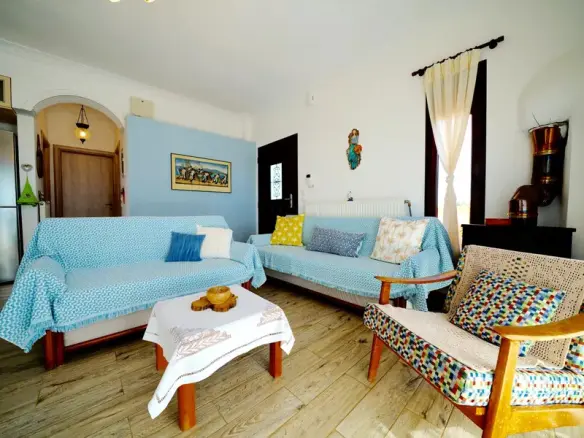 6-bedroom Detached House In Poligiros, Greece (200 M²)