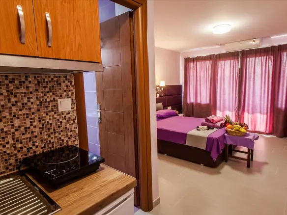 Hotel In Katerini, Greece (770 M²)