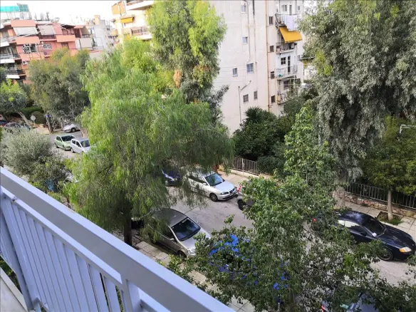 4-bedroom Flat In Palaio Faliro, Greece (142 M²)