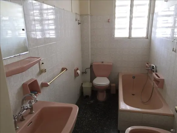 4-bedroom Flat In Palaio Faliro, Greece (142 M²)