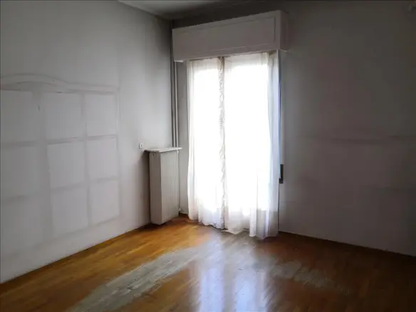 4-bedroom Flat In Palaio Faliro, Greece (142 M²)
