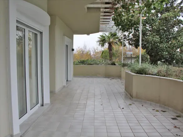 5-bedroom Detached House In Katerini, Greece (372 M²)