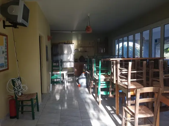 Business In Neapoli, Greece (273 M²)
