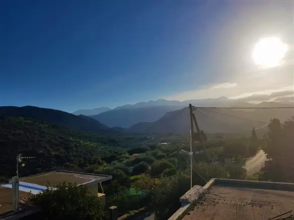 Business In Neapoli, Greece (273 M²)