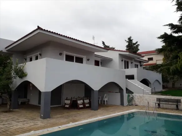 6-bedroom Villa In Com. Kapandriti, Greece (400 M²)