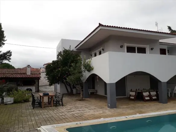 6-bedroom Villa In Com. Kapandriti, Greece (400 M²)