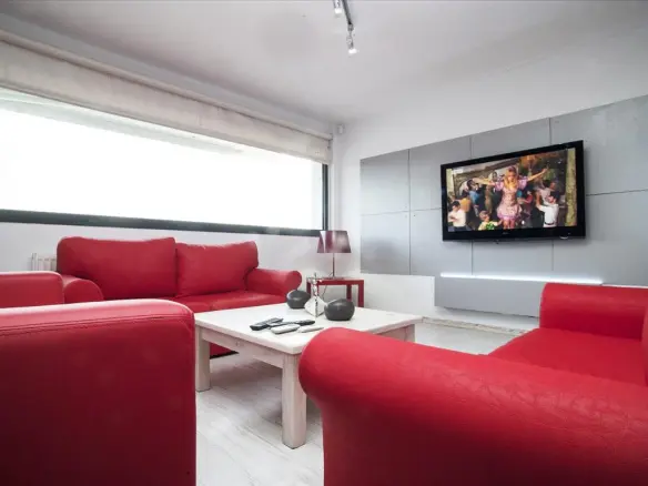 6-bedroom Villa In Kavala, Greece (340 M²)