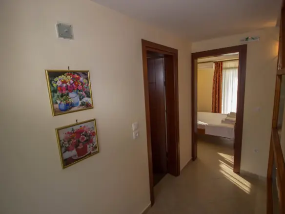 3-bedroom Hotel In Sithonia, Greece (550 M²)