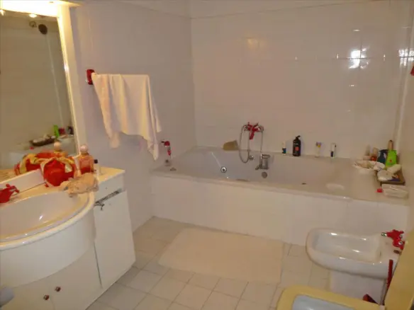 Maisonette In Greece (280 M²)