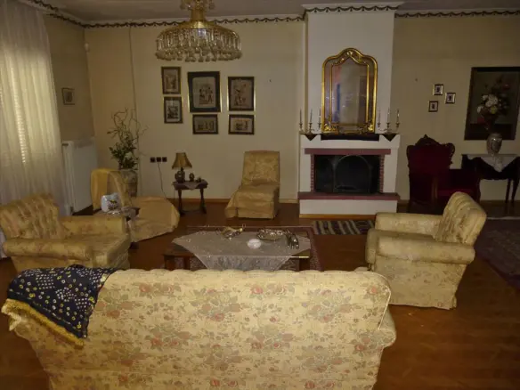 Maisonette In Greece (280 M²)