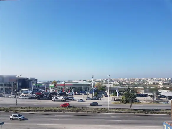 Building In Thermi, Greece (400 M²)