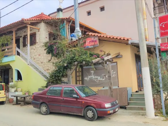 Business In Aristotle, Greece (120 M²)