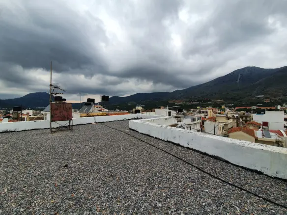 4-bedroom Flat In Neapoli, Greece (160 M²)