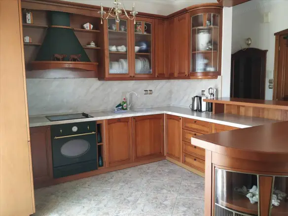 6-bedroom Villa In Katerini, Greece (400 M²)