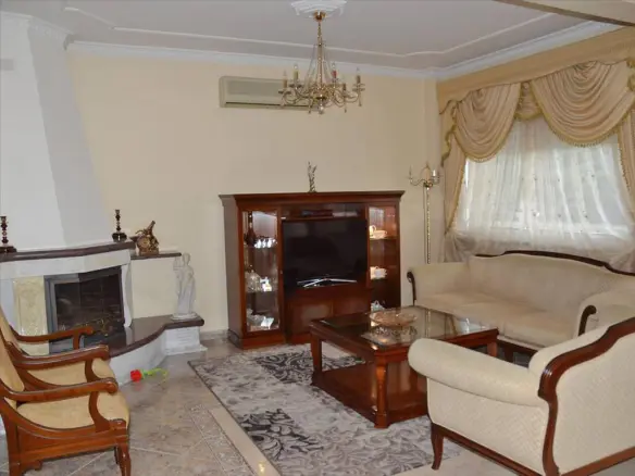 6-bedroom Villa In Katerini, Greece (400 M²)