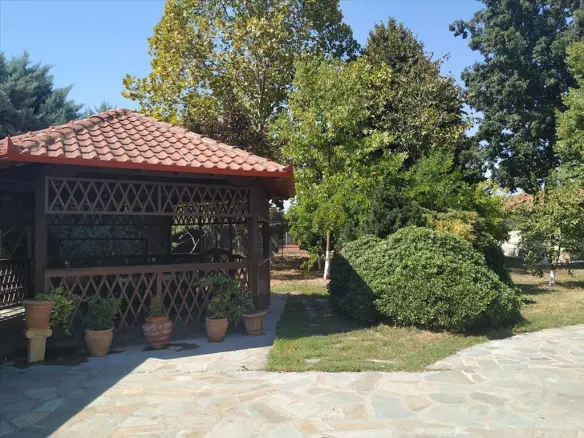 6-bedroom Villa In Katerini, Greece (400 M²)