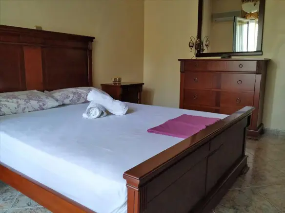 6-bedroom Villa In Katerini, Greece (400 M²)