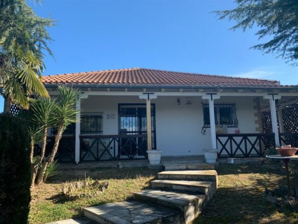 3-bedroom Detached House In Michaniona, Greece (175 M²)