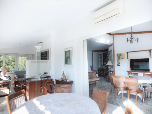 9-bedroom Building In Nea Erithraia, Greece (680 M²)