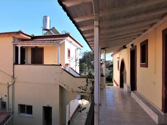 Hotel In Corfu, Greece (400 M²)