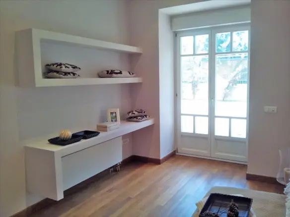 Villa In Neo Psychiko, Greece (640 M²)