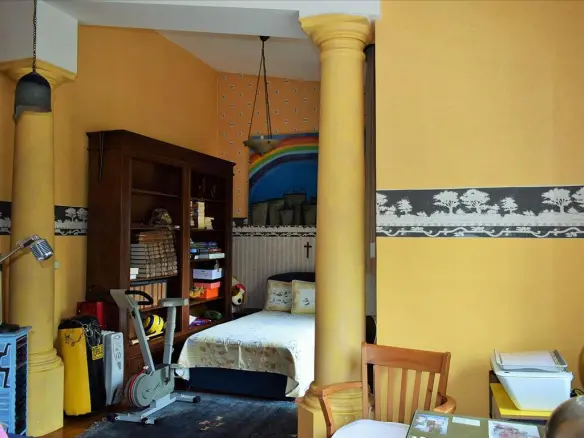 Flat In Panorama, Greece (350 M²)