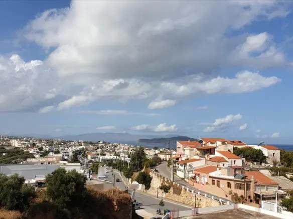 Business In Nea Kidonia, Greece