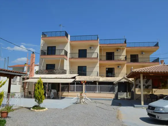 Business In Lilantio, Greece (600 M²)