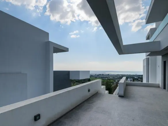 5-bedroom Villa In Panorama, Greece (850 M²)