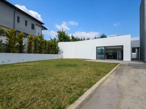 5-bedroom Villa In Panorama, Greece (850 M²)