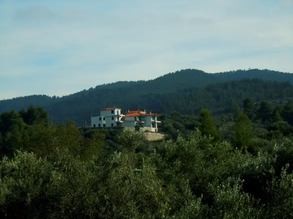 Hotel In Sithonia, Greece (685 M²)