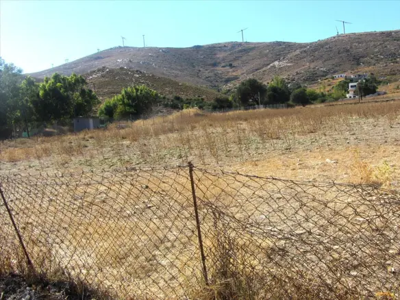 Land In Karistos, Greece (2.000 M²)