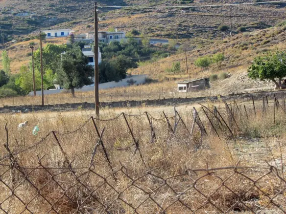 Land In Karistos, Greece (2.000 M²)