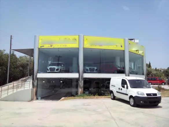 Business In Vari – Varkiza, Greece (880 M²)