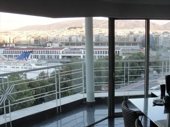 Business In Center – Port, Greece