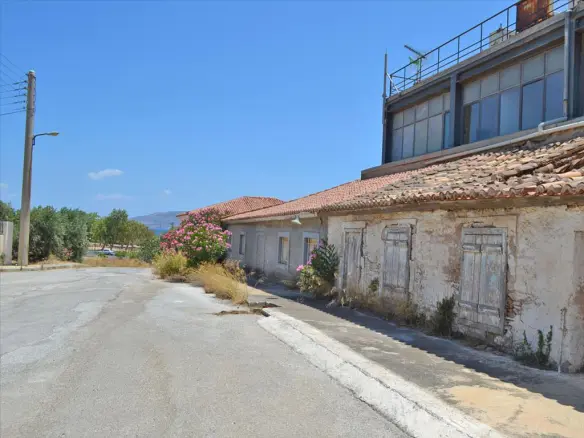 Land In Lavrio, Greece (60 M²)